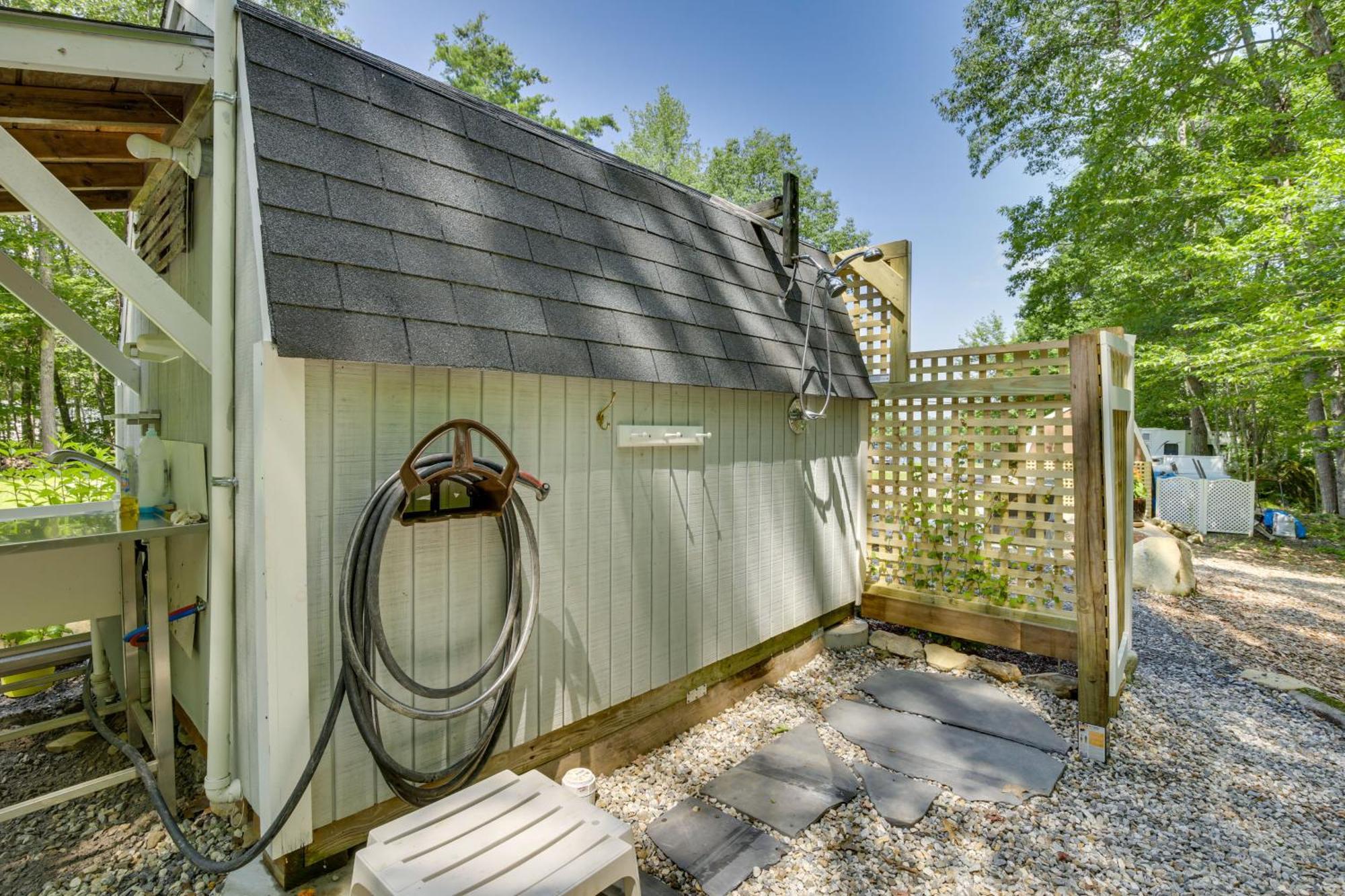 Maine Cottage With Dock And Kayaks, Near Augusta! Buitenkant foto